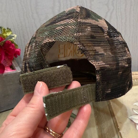 Gone Squatchin Sasquatch Adjustable Camo Cap Hat One Size Unisex - Picture 4 of 15